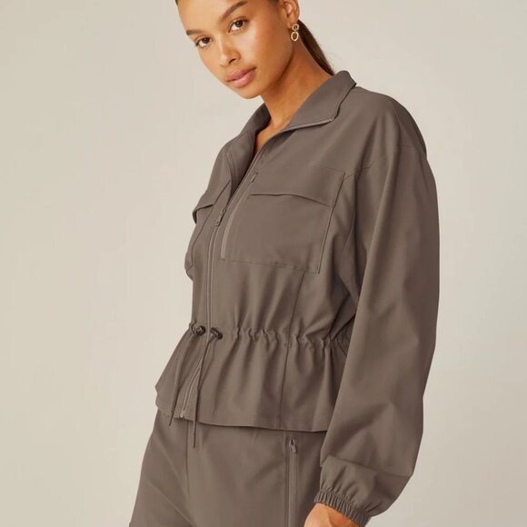 BEYOND YOGA City Chic Jacket - Nwot - Picture 1 of 5